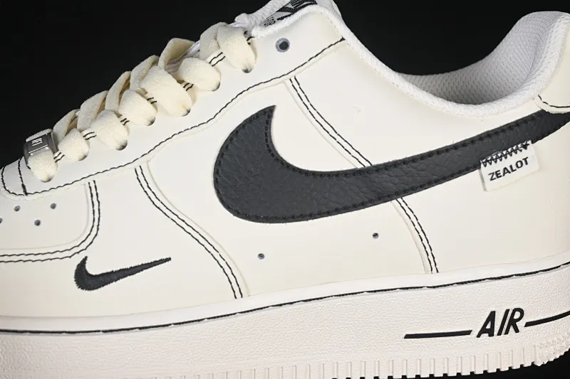 All categories Nk Air Force 1 Air Force series Nk Air Force 1 Low Air Force low-top Nike Air Force 1'07 Low distressed black hook Air Force 1 low-top casual sneakers ZH0316-093